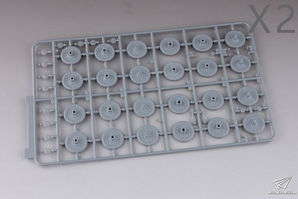 Збірна модель 1/35 Tiger I ранніх випусків, s.Pz.Abt. 501, Туніс, операція "Ochsenkorf", Dragon 6328