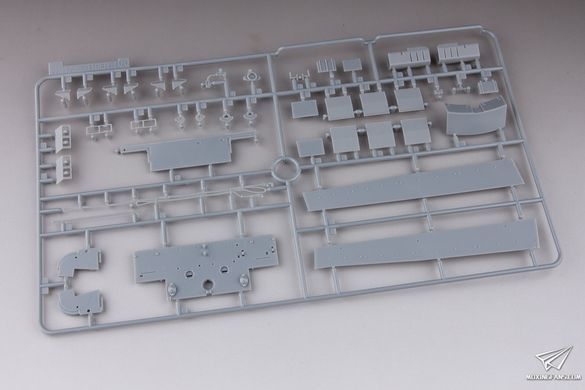 Збірна модель 1/35 Tiger I ранніх випусків, s.Pz.Abt. 501, Туніс, операція "Ochsenkorf", Dragon 6328