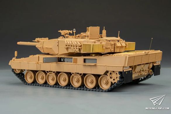 Збірна модель 1/35 Leopard 2A6, з повним інтер'єром та робочими траками, RFM RM-5066