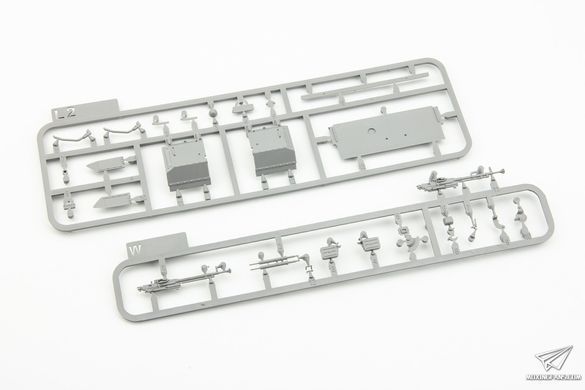 Збірна модель 1/35 Т-55АМ2-B чехословацький середній танк, Takom 2057