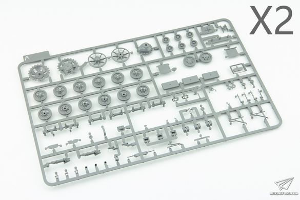 Збірна модель 1/35 StuH42 / StuG III Ausf.G пізніх випусків (2 в 1), Takom 8006