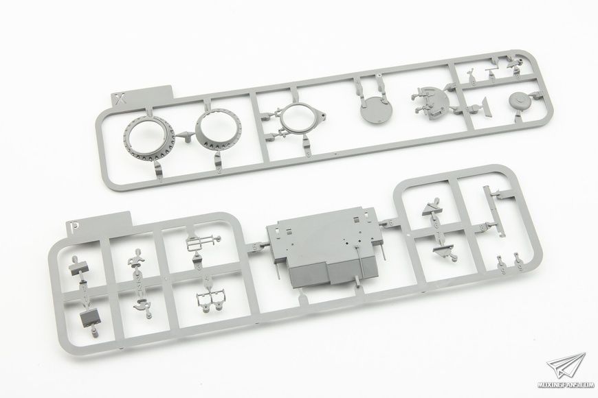 Збірна модель 1/35 Т-55АМ2-B чехословацький середній танк, Takom 2057