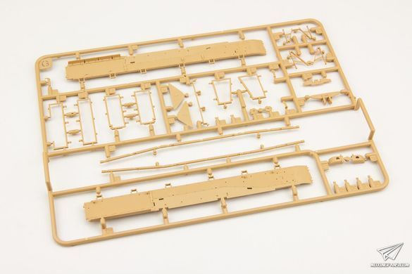 Збірна модель 1/35 Pz.Kpfw.IV Ausf.J / Pz.Beob.Wg.IV Ausf.J (2 в 1), пізніх випусків, RFM RM-5033