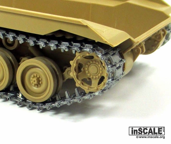 Збірна модель 1/35 M3A3 Bradley з металевими траками та фігуркою (Deluxe Edition), Takom/Orochi IM-001