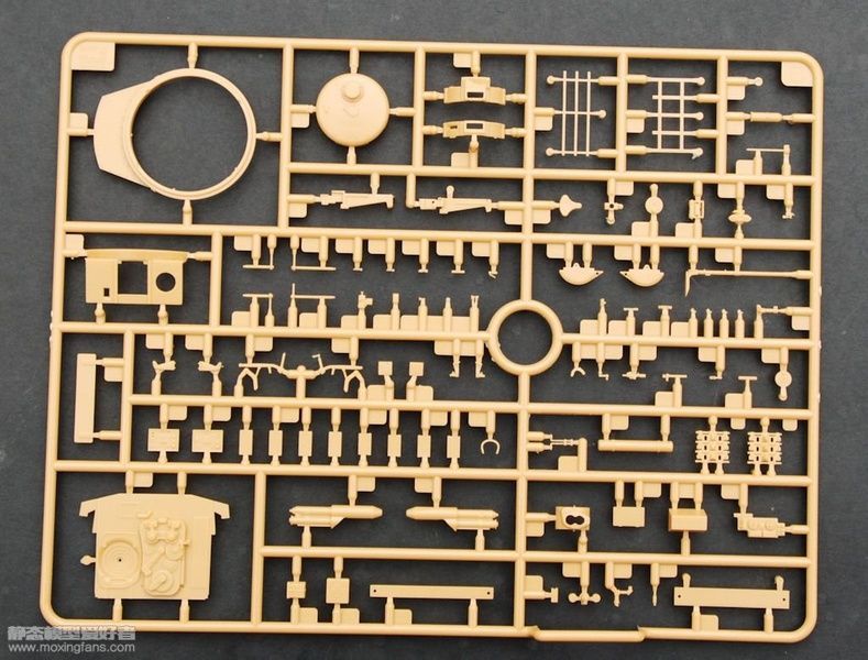 Збірна модель 1/35 Pz.Kpfw.35(t) / LT vz.35, Bronco CB35065