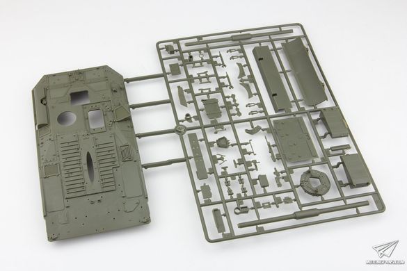 Збірна модель 1/35 Strv 103B шведський основний бойовий танк, Trumpeter 00309