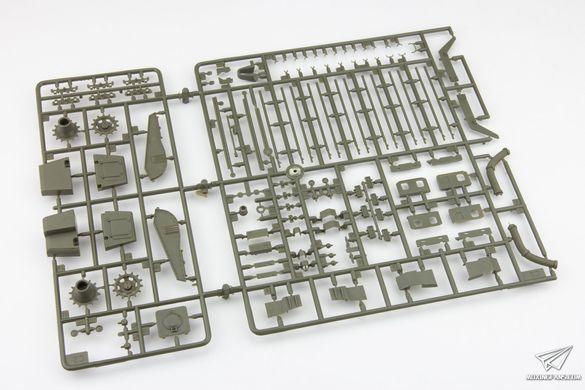 Збірна модель 1/35 Strv 103B шведський основний бойовий танк, Trumpeter 00309