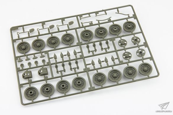 Збірна модель 1/35 Strv 103B шведський основний бойовий танк, Trumpeter 00309