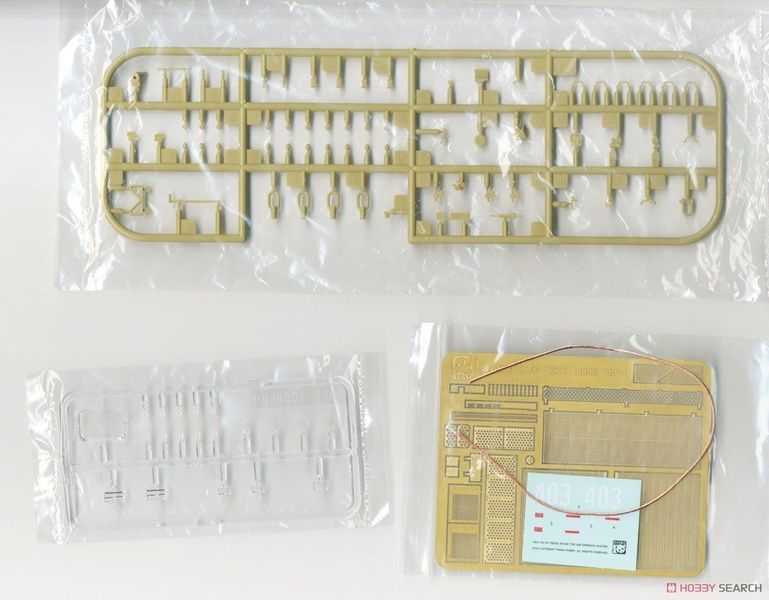 Збірна модель 1/35 ЗРК 9K330 Tор-M1 з металевими траками, Panda PH35008A