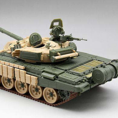 Збірна модель 1/35 Т-72АВ український ОБТ, Amusing Hobby 35A063
