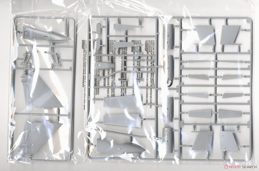 Збірна модель 1/48 F/A-18A+/B/CF-188 Hornet, Kinetic K48030 + смоляне катапультне крісло Verlinden 410