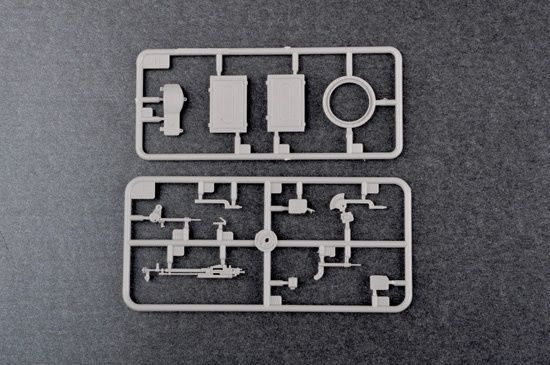Збірна модель 1/35 Т-62 зразка 1972 р. з ДЗ Контакт-1, армії Іраку, Trumpeter 01549