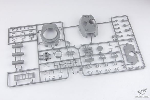 Збірна модель 1/35 Т-34/85 зр. 1944 р., заводу №112, з 5 фігурами, Border Model BT-027