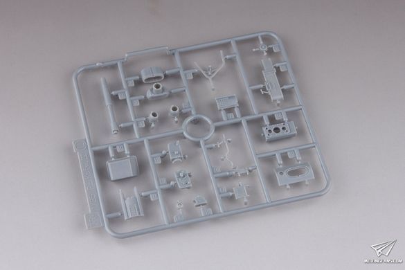 Збірна модель 1/35 Pz.Kpfw.IV Ausf.F1(F), з Magic Tracks, Dragon 6315