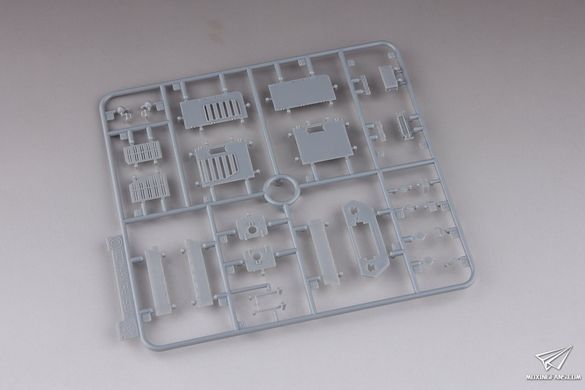 Збірна модель 1/35 Pz.Kpfw.IV Ausf.F1(F), з Magic Tracks, Dragon 6315