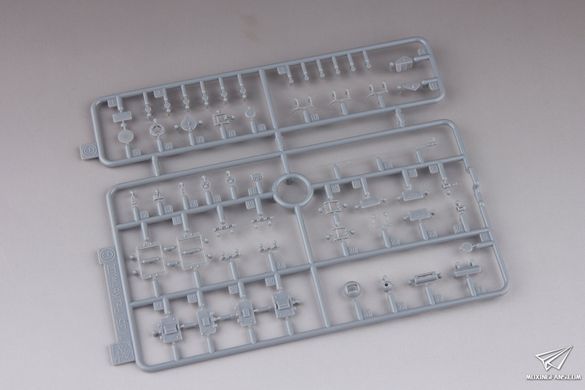 Збірна модель 1/35 Pz.Kpfw.IV Ausf.F1(F), з Magic Tracks, Dragon 6315