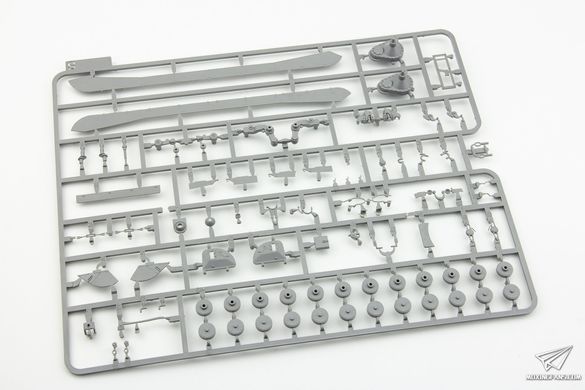 Збірна модель 1/35 M46 Patton та броньований джип 1/4 ton Utility Truck, набір з двох моделей (2 в 1), Takom 2117X