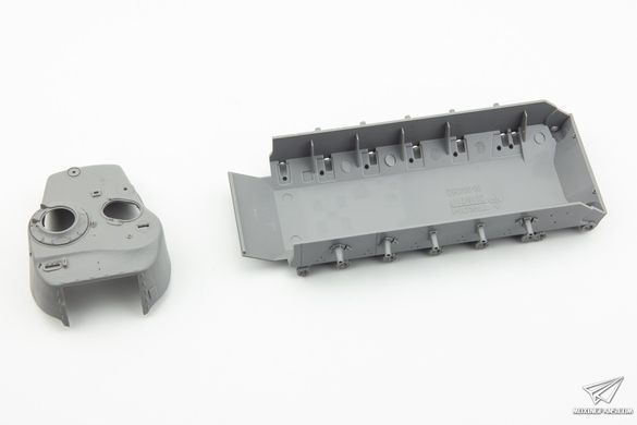 Збірна модель 1/35 M46 Patton та броньований джип 1/4 ton Utility Truck, набір з двох моделей (2 в 1), Takom 2117X