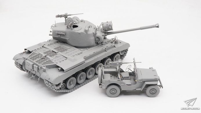 Збірна модель 1/35 M46 Patton та броньований джип 1/4 ton Utility Truck, набір з двох моделей (2 в 1), Takom 2117X