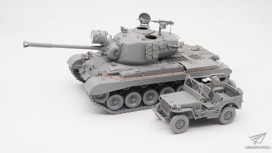 Збірна модель 1/35 M46 Patton та броньований джип 1/4 ton Utility Truck, набір з двох моделей (2 в 1), Takom 2117X