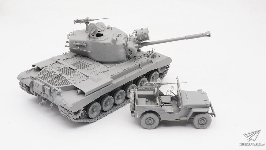 Збірна модель 1/35 M46 Patton та броньований джип 1/4 ton Utility Truck, набір з двох моделей (2 в 1), Takom 2117X