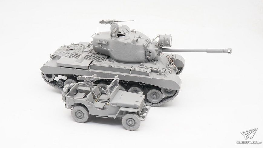 Збірна модель 1/35 M46 Patton та броньований джип 1/4 ton Utility Truck, набір з двох моделей (2 в 1), Takom 2117X