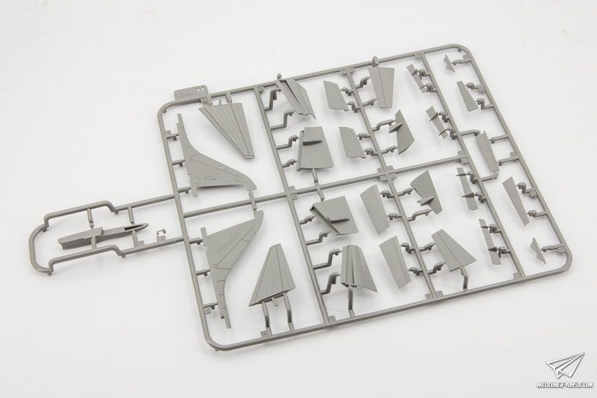 Збірна модель 1/48 AV-8B Harrier II Plus, UMa Model D1001