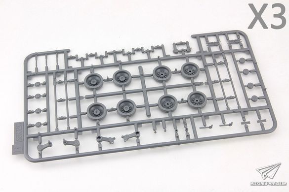 Збірна модель 1/35 Т-80У основний бойовий танк + 2 набори обвісу із смоли, RPG Model 35001B