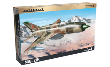 Збірна модель 1/48 МіГ-21Р (ProfiPACK),  Eduard 8238 + трубки Піто Mini World A4848a