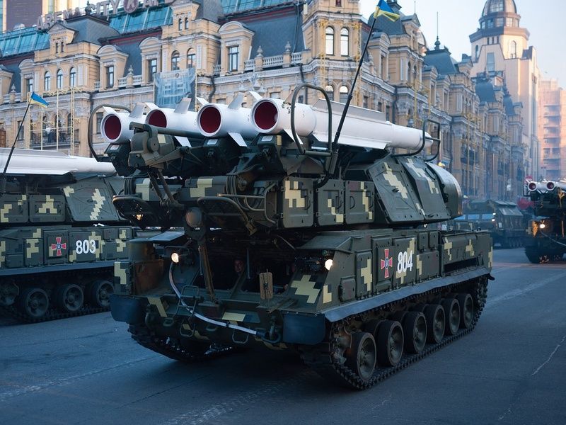 Збірна модель 1/35 ЗРК 9K37M1 Бук-M1, Panda PH35033