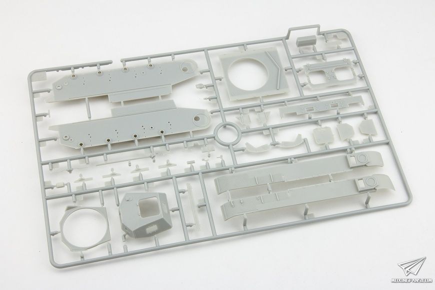 Збірна модель 1/35 Panzerkampfwagen II (Flamm) Ausf.E, Bronco CB35124