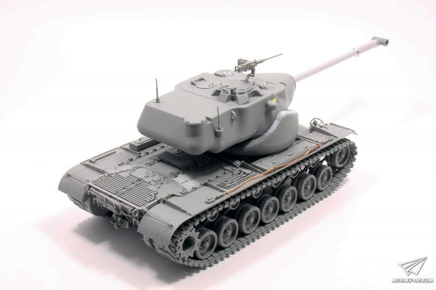 Збірна модель 1/35 T58 американський дослідний важкий танк, Takom 2204