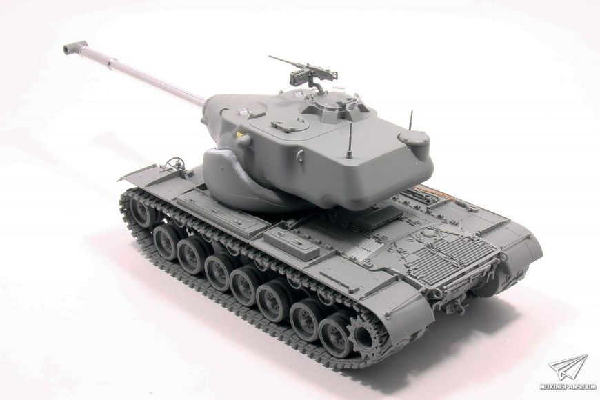 Збірна модель 1/35 T58 американський дослідний важкий танк, Takom 2204