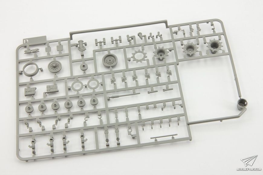 Збірна модель 1/35 T58 американський дослідний важкий танк, Takom 2204