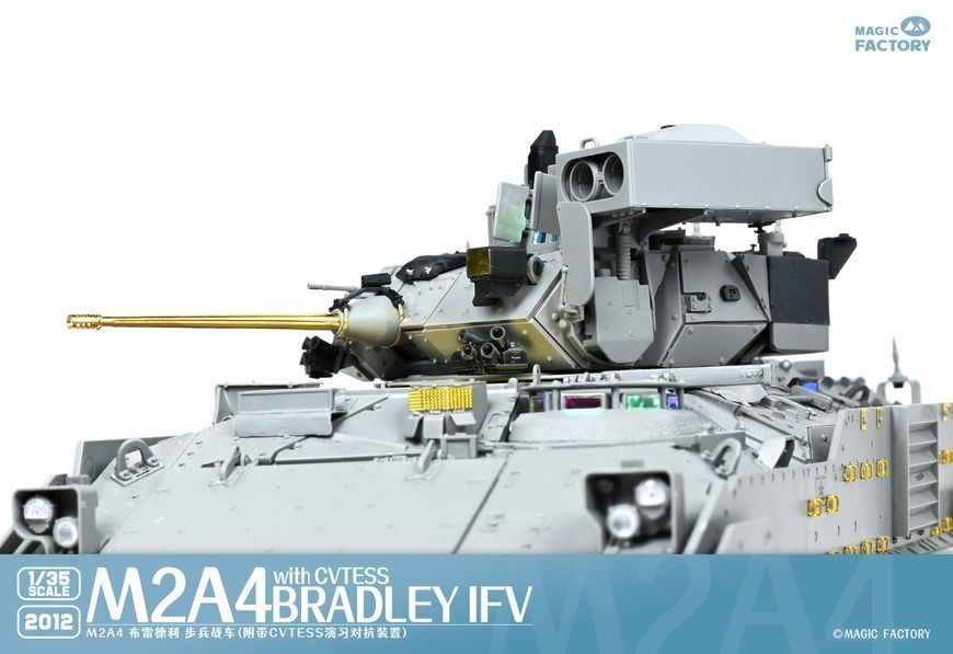 Збірна модель 1/35 M2A4 Bradley CVTESS американська БМП, Magic Factory 2012