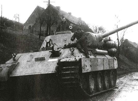 Збірна модель 1/35 Panther Ausf.D "Stadtgas" (Fahrschulpanzer V Panther), Dragon 6881