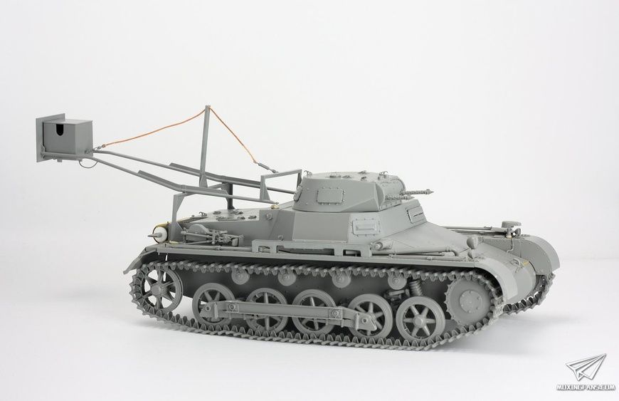 Збірна модель 1/16 Pz.Kpfw.I Ausf.B mit Abwurfvorrichtung, Takom 1012