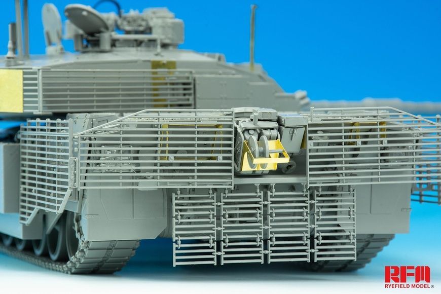 Збірна модель 1/35 Challenger 2 TES британський основний бойовий танк, RFM RM-5039