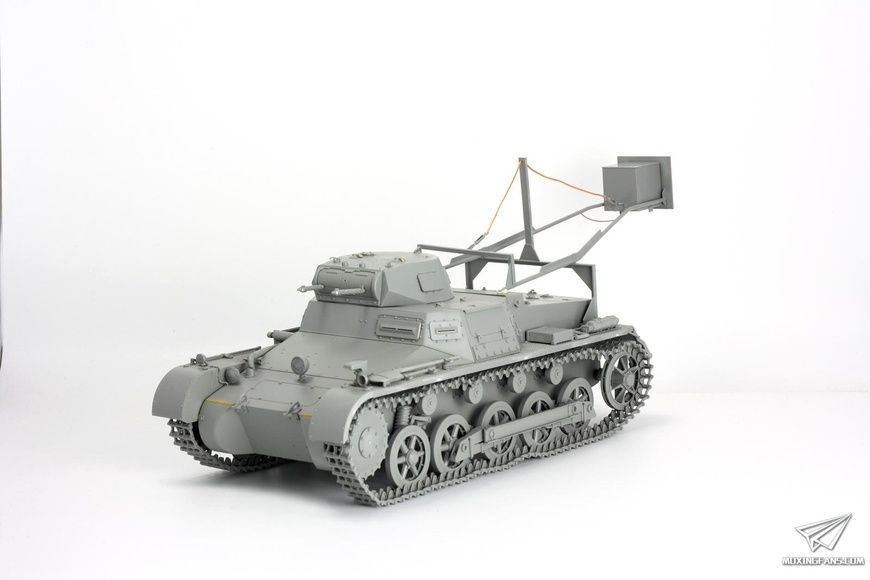 Збірна модель 1/16 Pz.Kpfw.I Ausf.B mit Abwurfvorrichtung, Takom 1012