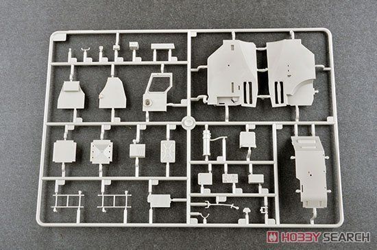 Збірна модель 1/35 МАЗ-7313 бортовий автомобіль-тягач підвищеної прохідності, Trumpeter 01050