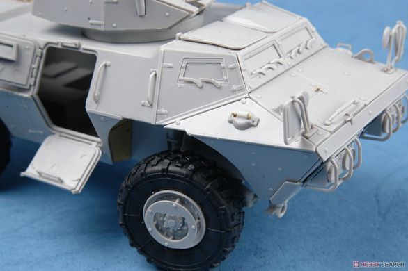 Збірна модель 1/35 M1117 Guardian ASV, Trumpeter 01541