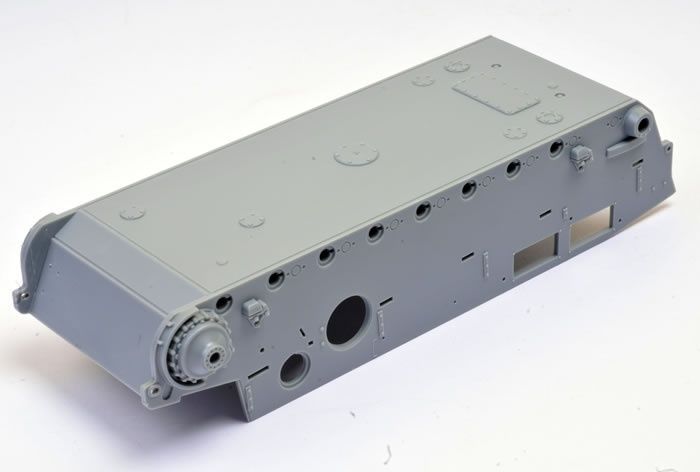 Збірна модель 1/35 Pz.Kpfw.VI Ausf C/B (VK 36.01), з інтер'єром (2 в 1), REVOSYS/RFM RS-3001
