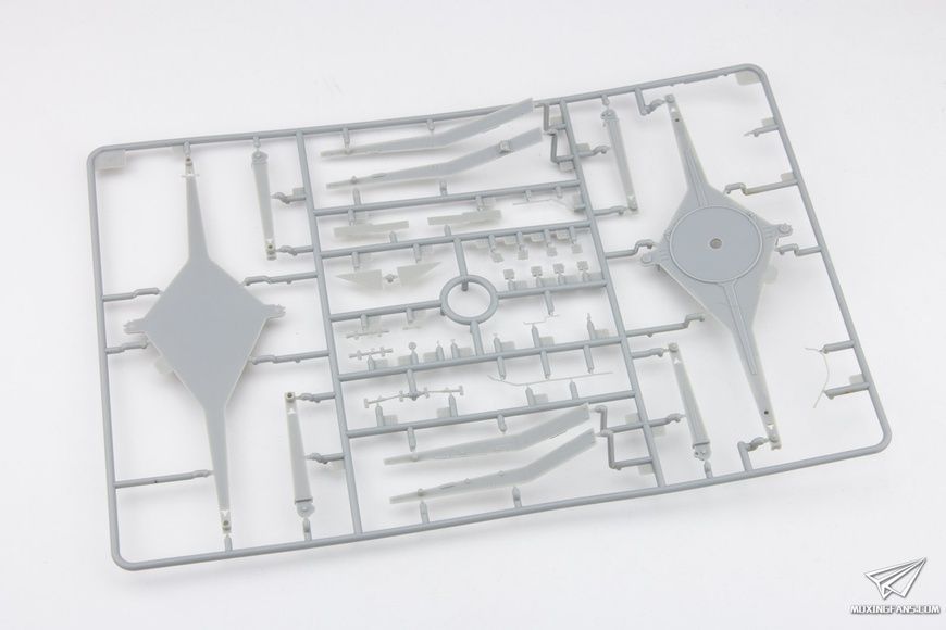 Збірна модель 1/35 88-mm L/71 FlaK 41 з розрахунком, Bronco CB35067