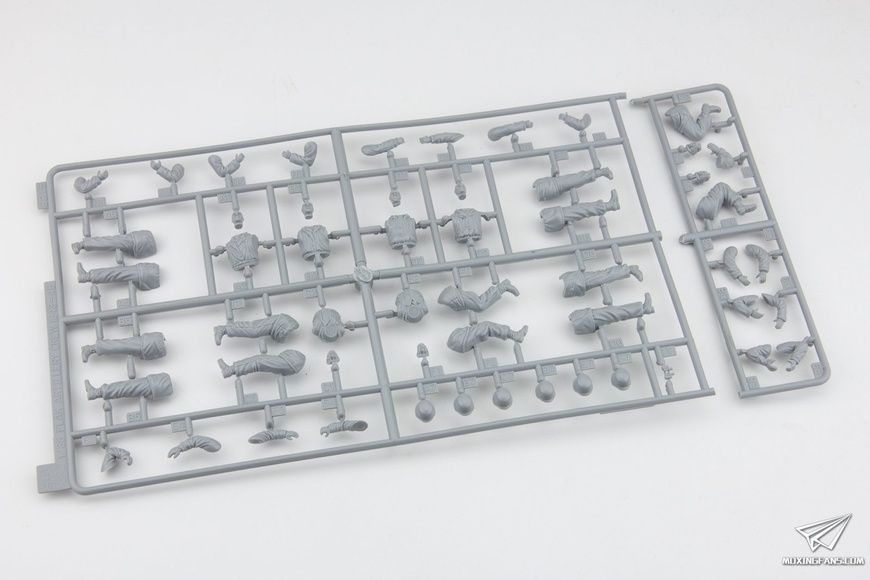 Збірна модель 1/35 88-mm L/71 FlaK 41 з розрахунком, Bronco CB35067