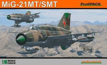 Збірна модель 1/48 МіГ-21СМТ (ProfiPACK) + трубки Піто Mini World A4850a, Eduard 8233