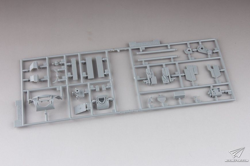 Збірна модель 1/35 Т-34/76 зр. 1941 р. заводу СТЗ, 2 в 1 з Magic Tracks, Dragon 6448