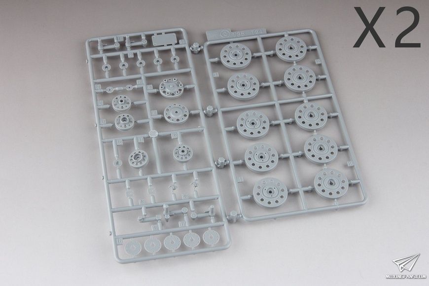 Збірна модель 1/35 Т-34/76 зр. 1941 р. заводу СТЗ, 2 в 1 з Magic Tracks, Dragon 6448