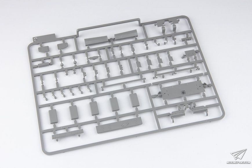 Збірна модель 1/35 Pz.Kpfw.III Ausf.N з Winterketten, Takom 8011