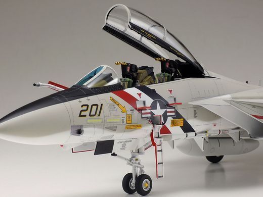 Збірна модель 1/48 Grumman F-14A Tomcat, Tamiya 61114 + металевий датчик Master AM-48-007 + ремені Eduard 49806