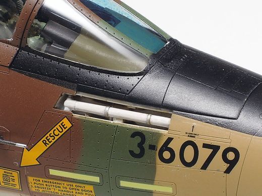 Збірна модель 1/48 Grumman F-14A Tomcat, Tamiya 61114 + металевий датчик Master AM-48-007 + ремені Eduard 49806